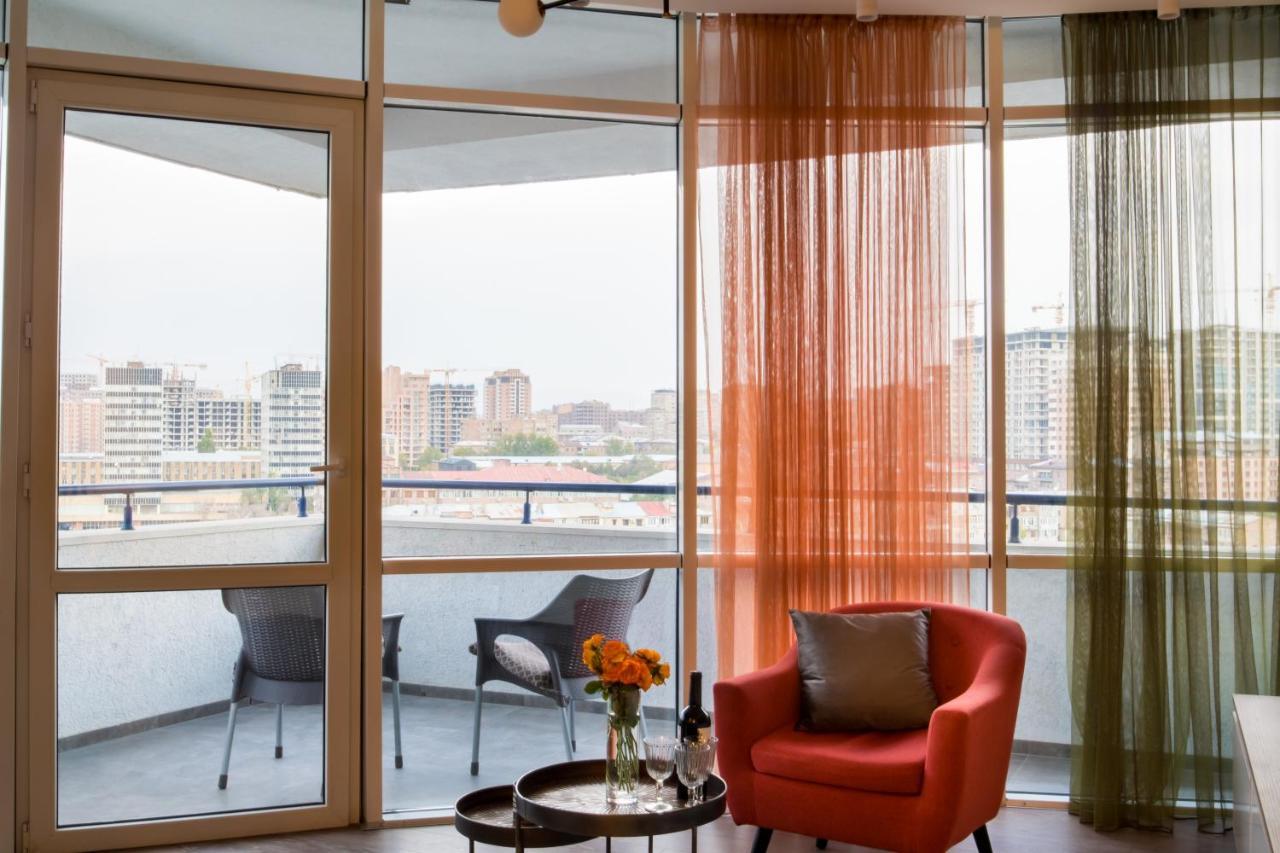 Hotelise L Bird Eye Apartment エレバン エクステリア 写真
