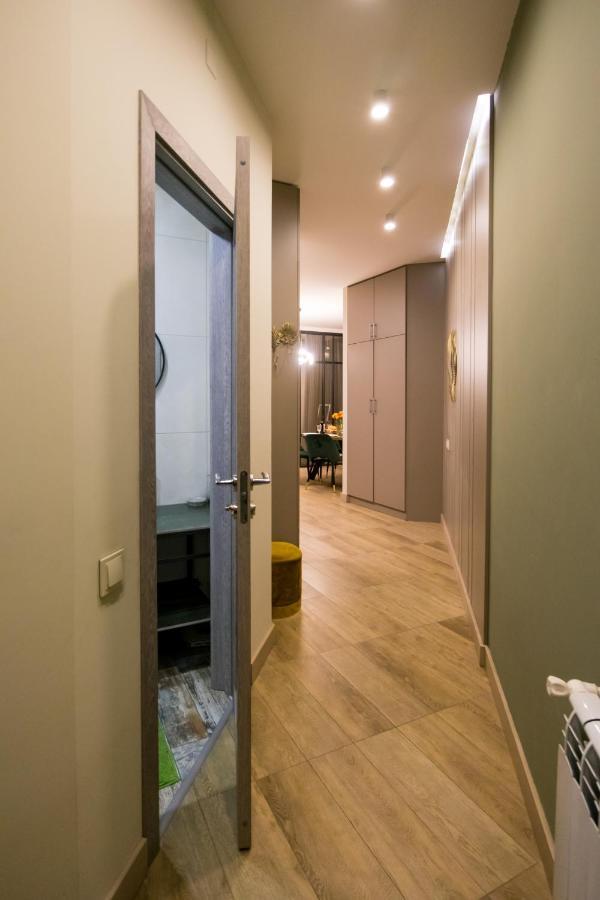 Hotelise L Bird Eye Apartment エレバン エクステリア 写真
